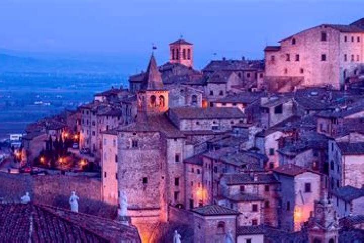 Sienna, 30 — Escort in Anghiari, Italy