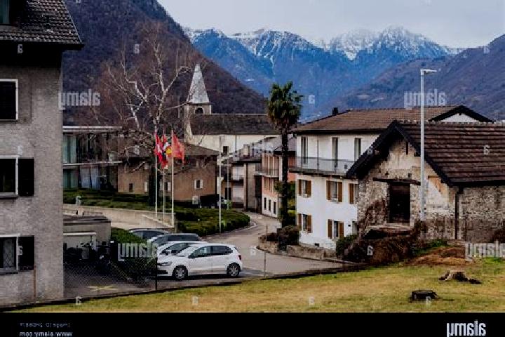 Sienna, 30 — Escort in Gorduno, Switzerland