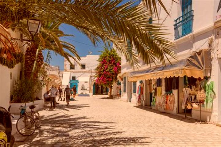 Sienna, 30 — Escort in Houmt Souk, Tunisia