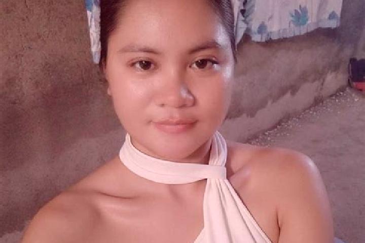Sienna, 30 — Escort in Igang, Philippines