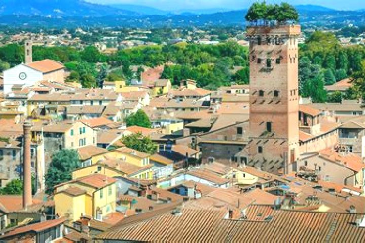 Sienna, 30 — Escort in Lucca, Italy