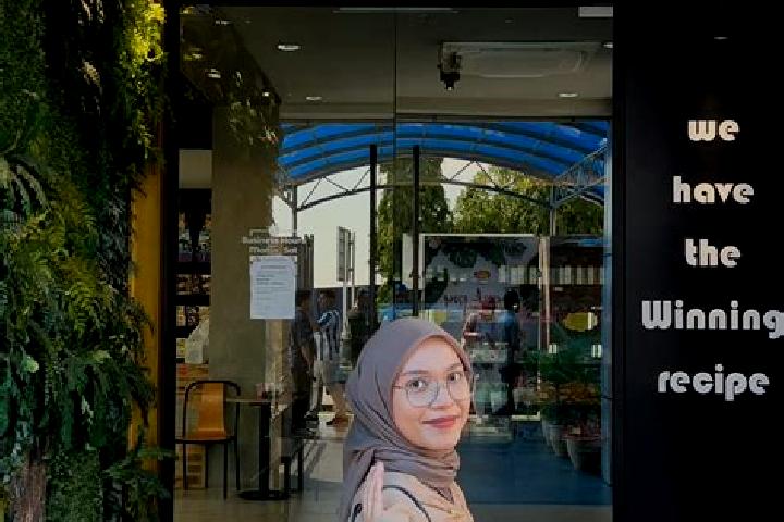 Sienna, 30 — Escort in Rambang, Indonesia