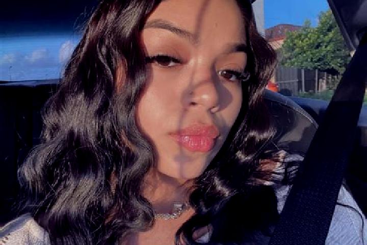 Sienna, 31, a black brown-eyed latina companion based in Mulaikkaraippatti. Offering Deep French Kissing, 69, BDSM, Travel Companion. Available for incall an...