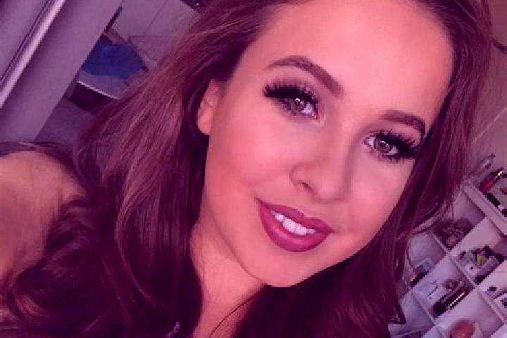 Sienna, 31, a blonde brown-eyed mediterranean companion based in Ranjangaon S. Offering Tantra, A-Level, Fetish, Erotic Massage, GFE. Available for incall an...
