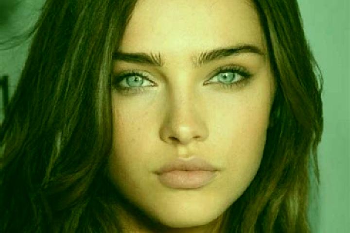 Sienna, 31, a brunette blue-eyed caucasian companion based in Cachon. Offering Couples, 69, CIM. Available for incall and outcall, overnight bookings available.