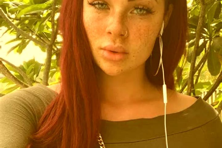Sienna, 31, a red brown-eyed middle eastern companion based in San Gabriel Mixtepec. Offering Dinner Date, CIM, Couples, 69. Available for incall and outcall...
