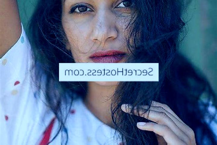 Sienna, 31, a red dark-eyed indian companion based in Sadliers Crossing. Offering BDSM, Party Girl, Fetish, 69. Available for incall and outcall, day and eve...