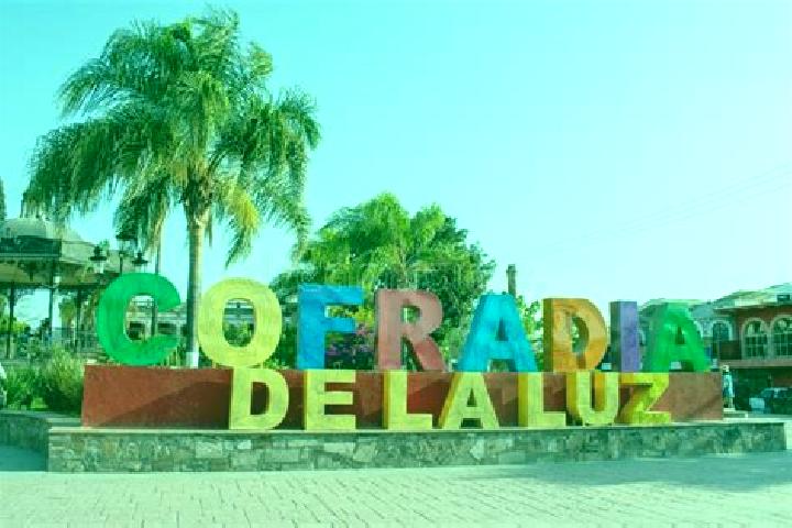 Sienna, 31 — Escort in Cofradia, Mexico