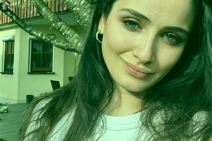 Sienna, 31 — Escort in Goekce, Turkey