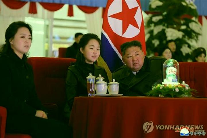 Sienna, 31 — Escort in Hau-ri, North Korea