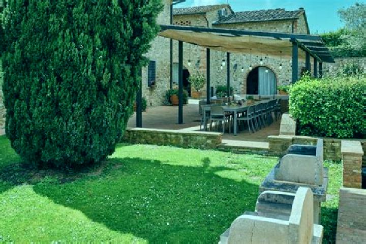 Sienna, 31 — Escort in Tavarnelle Val di Pesa, Italy