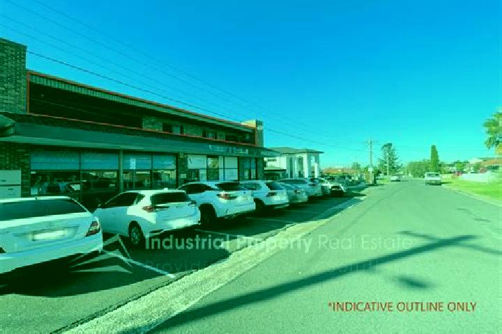 Sienna, 31 — Escort in Woodpark, Australia