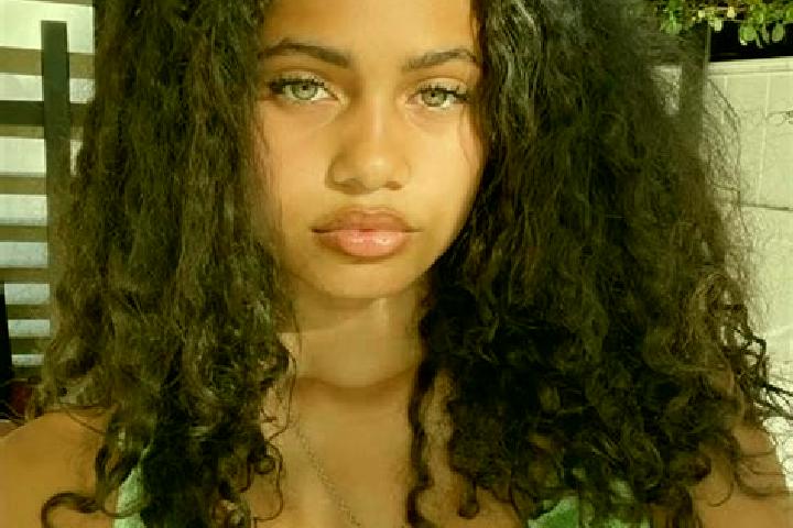 Sienna, 32, a black green-eyed mixed companion based in Azhikkal. Offering OWO, Roleplay, Girlfriend Experience, CIM. Available for incall and outcall, day a...