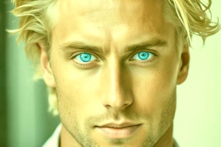 Sienna, 32, a blonde brown-eyed european companion based in Vaniebotifla. Offering Prostate Massage, Erotic Massage, Travel Companion. Available for incall a...