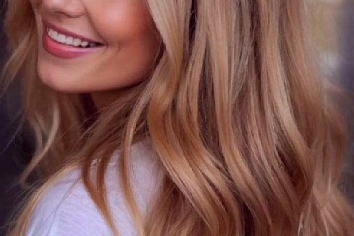 Sienna, 32, a blonde hazel-eyed mediterranean companion based in Kolda. Offering Couples, Travel Companion, Tantra, Duos. Available for incall and outcall, d...