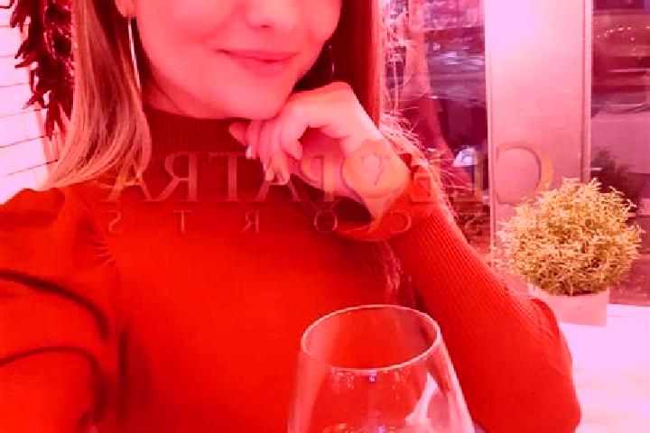 Sienna, 32, a red green-eyed mediterranean companion based in Harja. Offering Dinner Date, Striptease, A-Level, OWO, Couples. Available for incall and outcal...