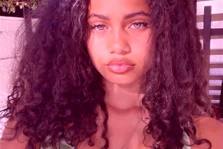 Sienna, 32, a red green-eyed mixed companion based in Mitsukaido. Offering Domination, Erotic Massage, CIM. Available for incall and outcall, overnight booki...