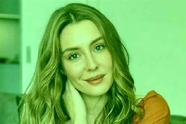 Sienna, 32 — Escort in Gencek, Turkey
