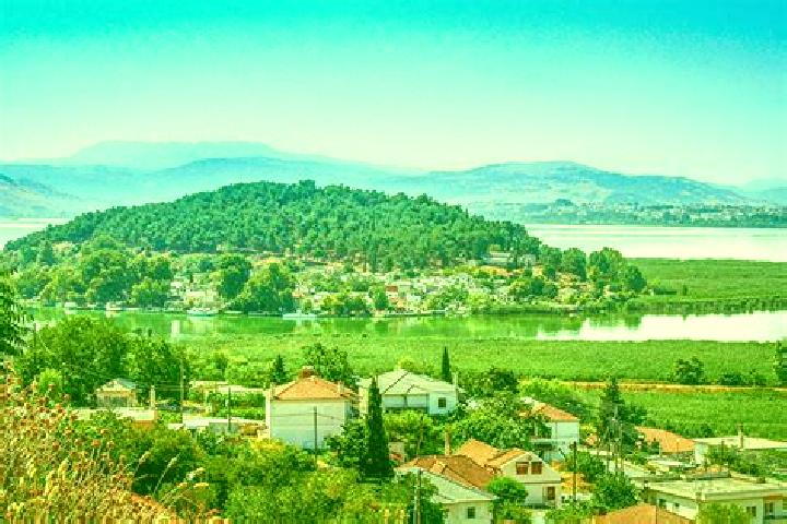 Sienna, 32 — Escort in Pedini, Greece