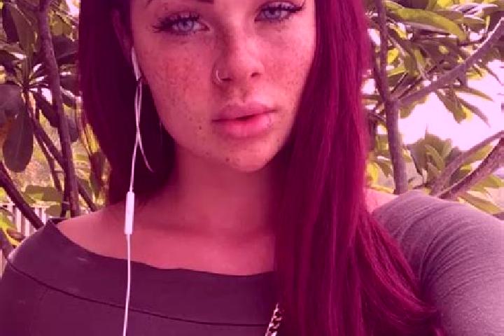 Sienna, 33, a auburn dark-eyed latina companion based in San Juan Cabeza del Rio. Offering 69, CIM, GFE. Available for incall and outcall, overnight bookings...