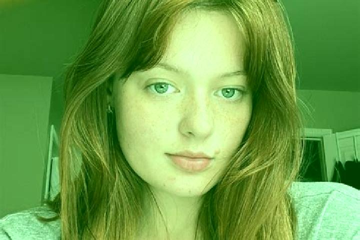 Sienna, 33, a dark blonde amber-eyed mixed companion based in Efekoey. Offering Tantra, Overnight, Massage, OWO, CIM. Available for incall and outcall, overn...