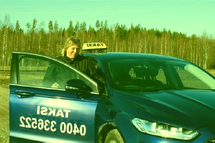 Sienna, 33 — Escort in Kaemmenniemi, Finland