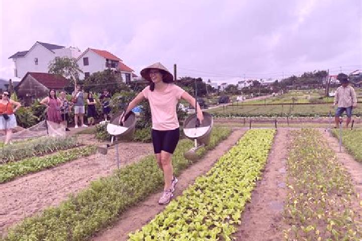 Sienna, 33 — Escort in Tra Que Vegetable Village, Vietnam