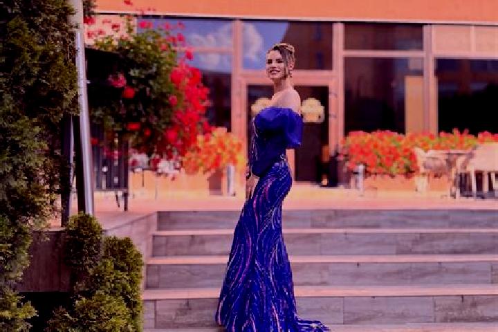 Sienna, 33 — Escort in Verendin, Romania