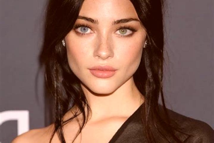 Sienna, 34, a black blue-eyed latina companion based in Dubravica. Offering Party Girl, OWO, A-Level. Available for incall and outcall, day and evening dates.