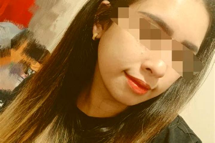 Sienna, 34, a black grey-eyed asian companion based in Zinzintitlan. Offering OWO, BDSM, Overnight. Available for incall and outcall, overnight bookings avai...