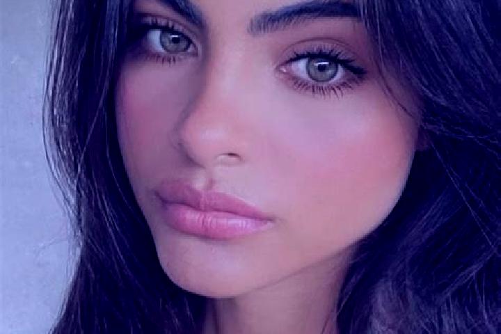 Sienna, 34, a black hazel-eyed mediterranean companion based in Rehon. Offering Girlfriend Experience, Domination, Party Girl, Tantra. Available for incall a...