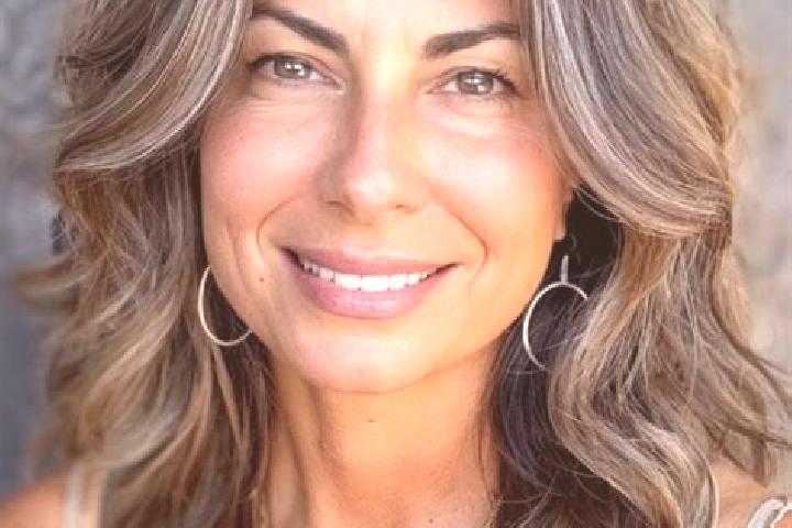 Sienna, 34, a brunette grey-eyed mixed companion based in Fereshteh Jun. Offering Travel Companion, Duos, Deep French Kissing. Available for incall and outca...