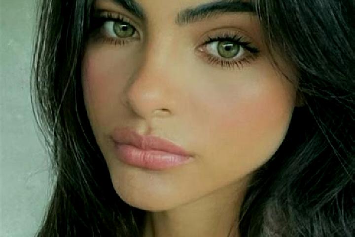 Sienna, 34, a chestnut green-eyed indian companion based in Anuppur. Offering Travel Companion, CIM, Couples, BDSM. Available for incall and outcall, day and...