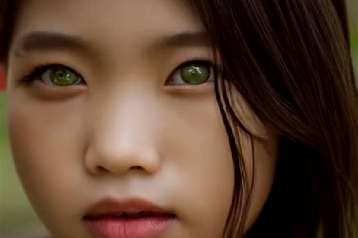 Sienna, 34, a red green-eyed asian companion based in Pashkivtsi. Offering GFE, CIM, Overnight. Available for incall and outcall, overnight bookings available.