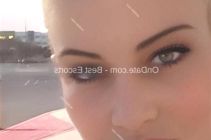 Sienna, 34 — Escort in Arvateasca, Romania