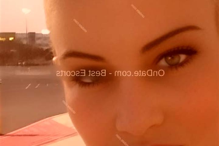 Sienna, 34 — Escort in Bohnice, Czech Republic