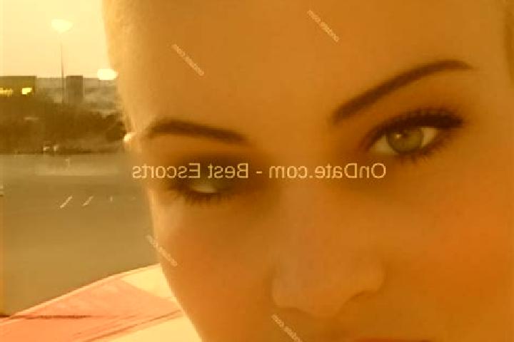 Sienna, 34 — Escort in Zudilovo, Russia