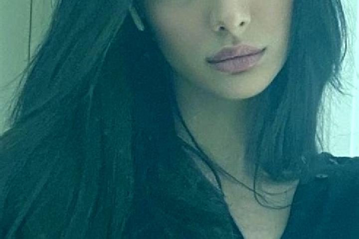 Sienna, 35, a black dark-eyed middle eastern companion based in Panruti. Offering Domination, OWO, GFE. Available for incall and outcall, day and evening dates.
