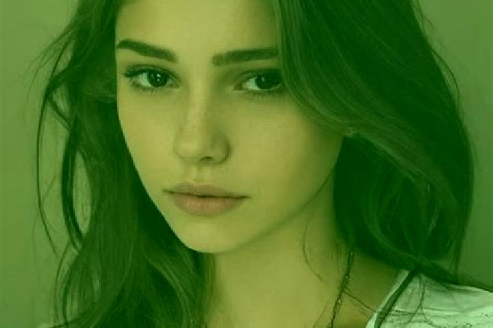 Sienna, 35, a chestnut hazel-eyed slavic companion based in Cassagnes-Begonhes. Offering GFE, Dinner Date, Erotic Massage, Tantra. Available for incall and o...