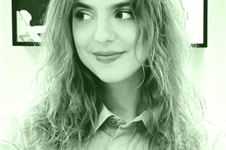Sienna, 35 — Escort in Anais, France