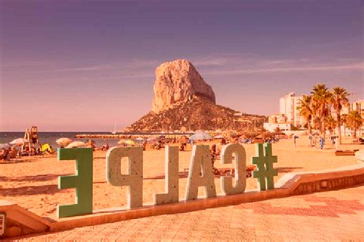 Sienna, 35 — Escort in Calp, Spain