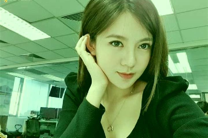 Sienna, 35 — Escort in Hong Linh, Vietnam