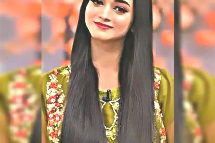 Sienna, 35 — Escort in Malakwal, Pakistan