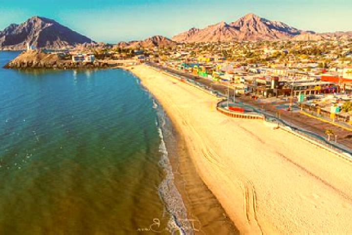 Sienna, 35 — Escort in Mesa de los Alzati (Mesa de San Felipe), Mexico