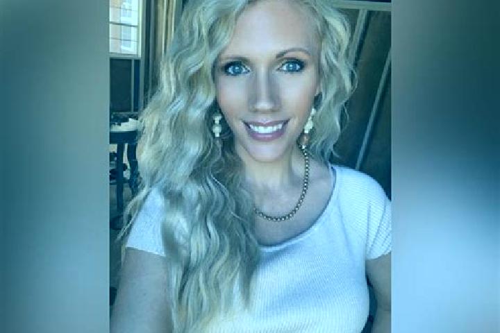 Sienna, 35 — Escort in Powderly, United States