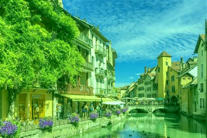 Sienna, 35 — Escort in Stains, France