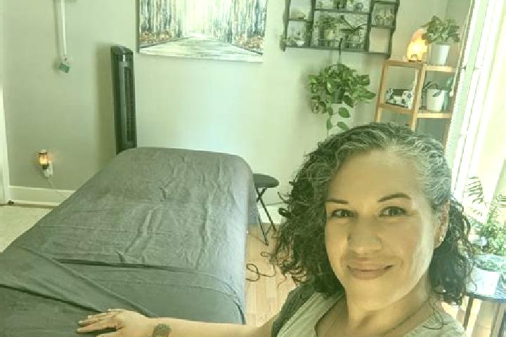 Sienna, 36, a auburn brown-eyed caribbean companion based in Mengjiaxi. Offering Massage, 69, GFE. Available for incall and outcall, day and evening dates.