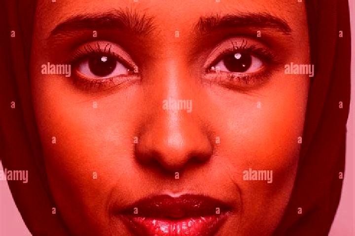 Sienna, 36, a black brown-eyed middle eastern companion based in Waltersdorf. Offering Erotic Massage, Domination, 69, BDSM. Available for incall and outcall...