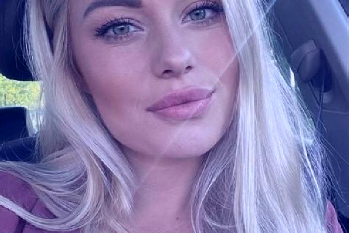Sienna, 36, a blonde hazel-eyed caribbean companion based in Maua. Offering Overnight, CIM, Fetish, Domination. Available for incall and outcall, day and eve...