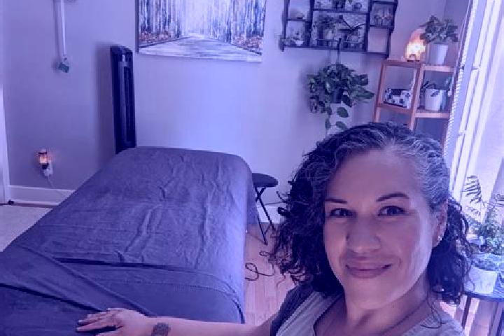 Sienna, 36, a chestnut grey-eyed caribbean companion based in Santo Domingo Tepuxtepec. Offering BDSM, Massage, Tantra, Travel Companion. Available for incal...